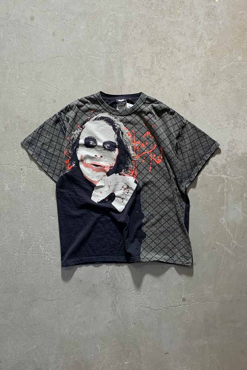 08'S JOKER HEATH LEDGER ALL OVER PRINT MOVIE T-SHIRT / BLACK [SIZE: L USED]