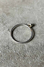 画像をギャラリービューアに読み込む, 925 SILVER RING W/STONE [SIZE: 18号相当 USED]
