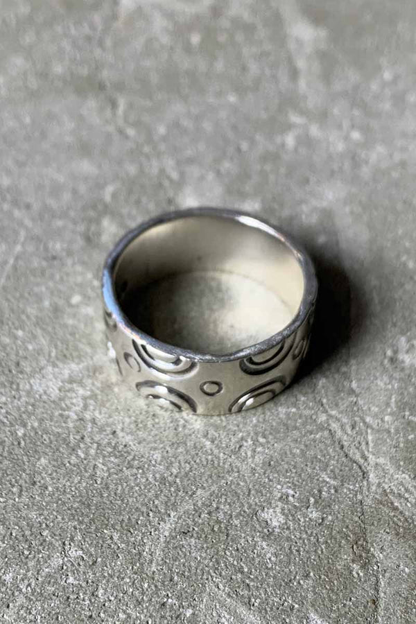MADE IN MEXICO 925 SILVER RING [SIZE: US 8.5 equivalent USED]