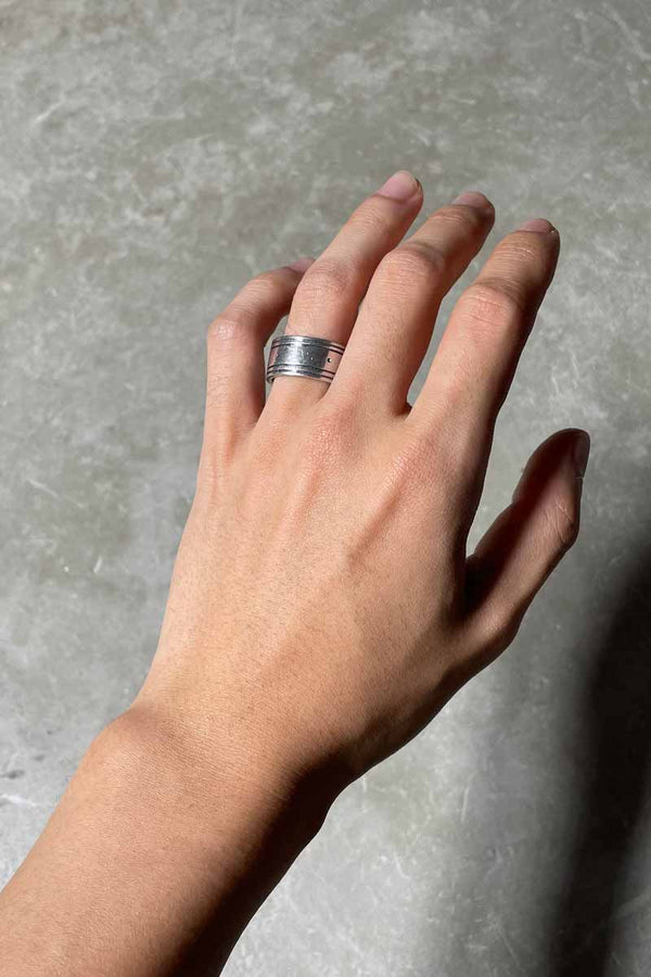 MADE IN MEXICO 925 SILVER RING [SIZE: equivalent to 12 USED]