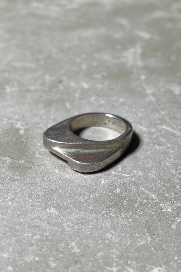 925 SILVER RING [SIZE: US 5.5 USED]