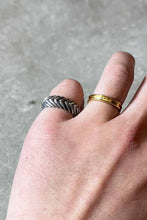 画像をギャラリービューアに読み込む, 925 SILVER RING [SIZE: 14号相当 USED]
