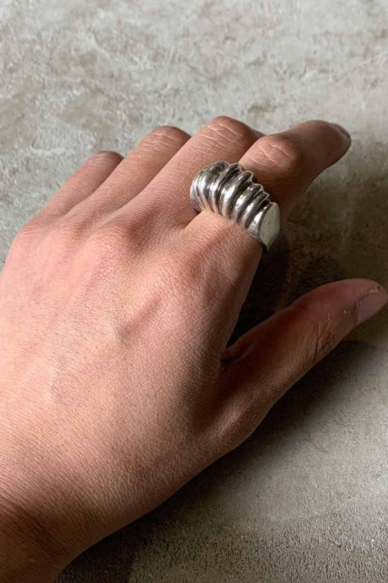925 SILVER RING [SIZE: US 8.5 equivalent USED]
