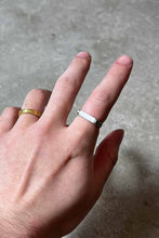 画像をギャラリービューアに読み込む, 925 SILVER RING W/STONE [SIZE: 16号相当 USED]
