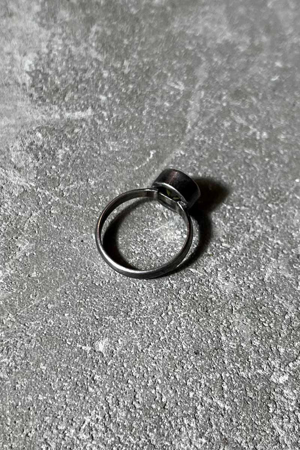SILVER RING W/GLASS STONE [SIZE: 19 Used]
