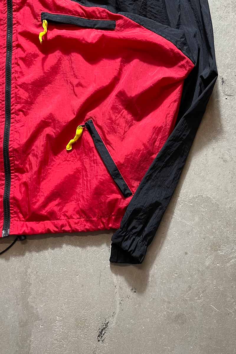90'S PULLOVER TWO-TONE NYLON HOODIE JACKET / RED/BLACK [SIZE: XL USED]