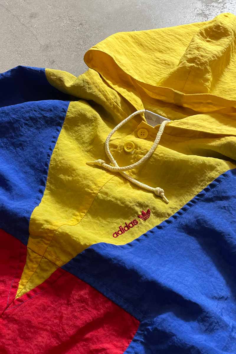 80'S HALF-BUTTON PULLOVER NYLON HOODIE JACKET / YELLOW/BLUE/RED [SIZE: M USED]