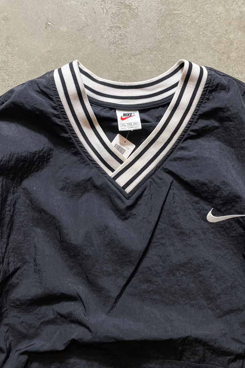 90'S V-NECK PULLOVER NYLON JACKET / BLACK [ SIZE: 2XL USED ]