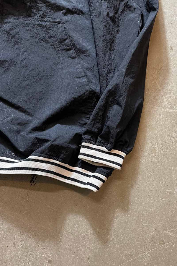 90'S V-NECK PULLOVER NYLON JACKET / BLACK [ SIZE: 2XL USED ]