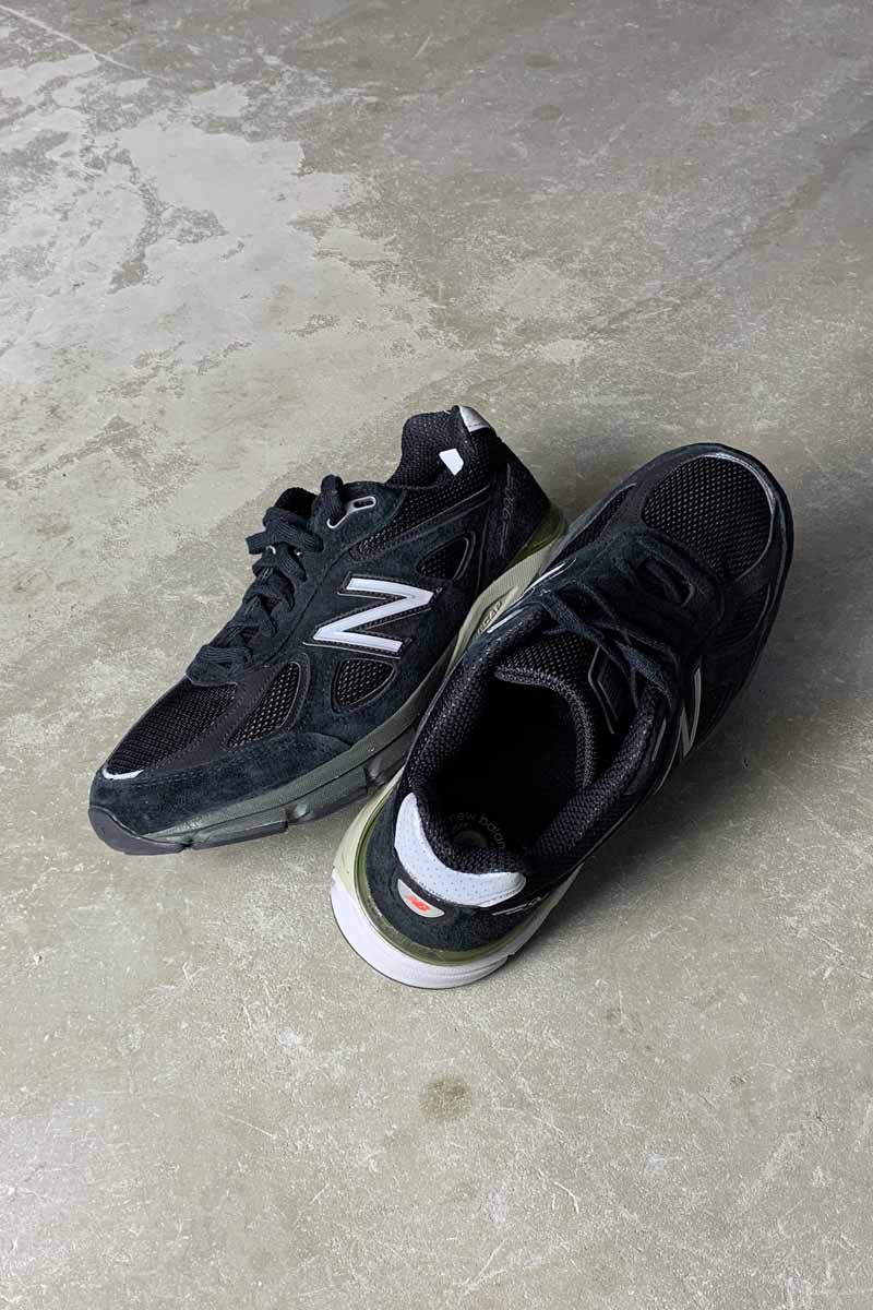 M990BK4 / BLACK [SIZE: US8.5 (equivalent to 26.5cm) USED]