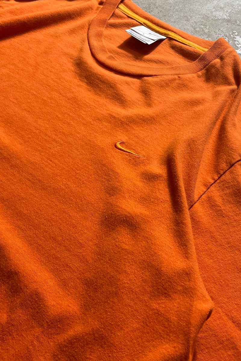 Y2K EARLY 00'S S/S ONE POINT LOGO T-SHIRT / ORANGE [SIZE: L USED]