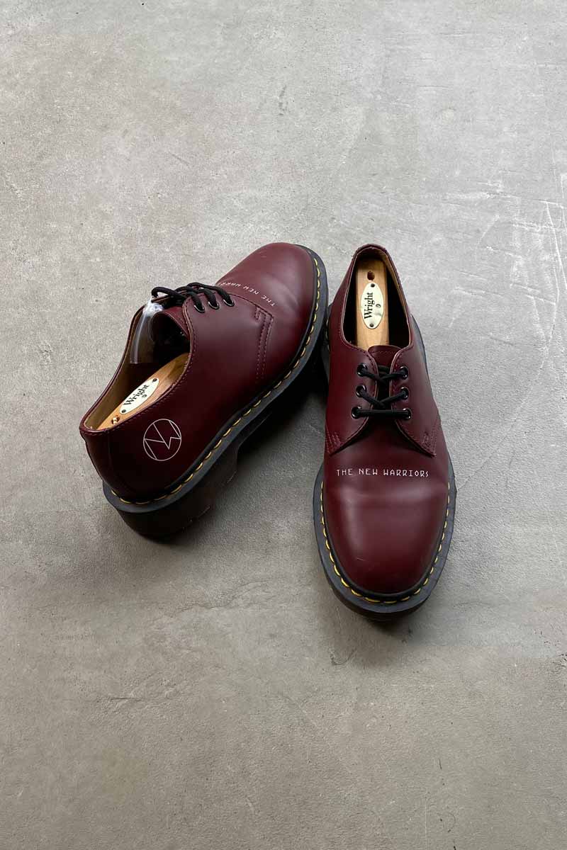 DR. MARTENS / UNDERCOVER | MADE IN ENGLAND 3 HOLE LEATHER SHOES