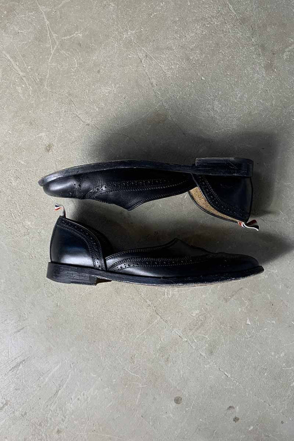 MADE IN ITALY WING-TIP LEATHER SLIP-ON / BLACK [SIZE: US10 (equivalent to 28cm) USED]