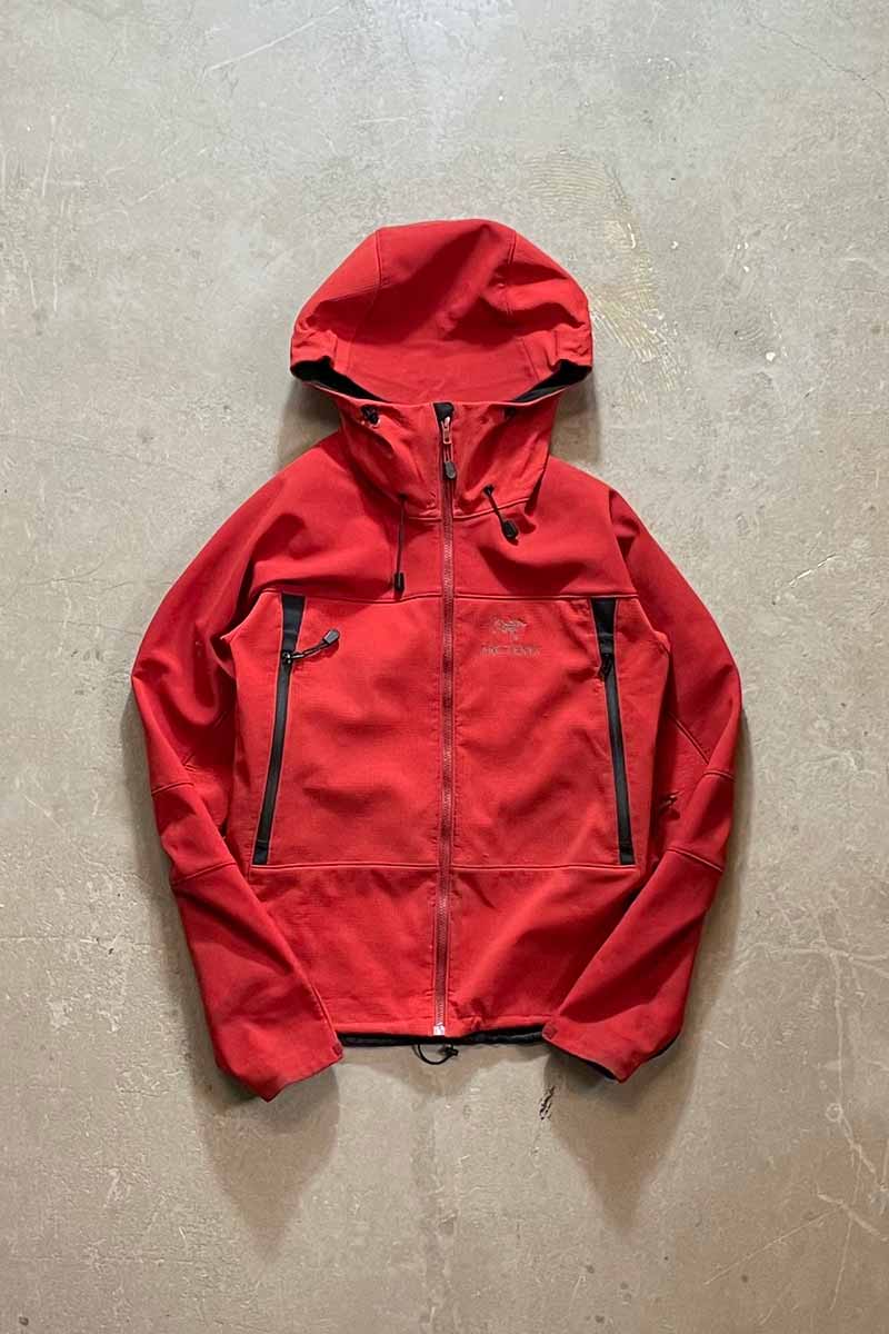 90'S GORE-WINDSTOPPER MOUNTAIN HOODIE JACKET / RED [ SIZE: L USED ]