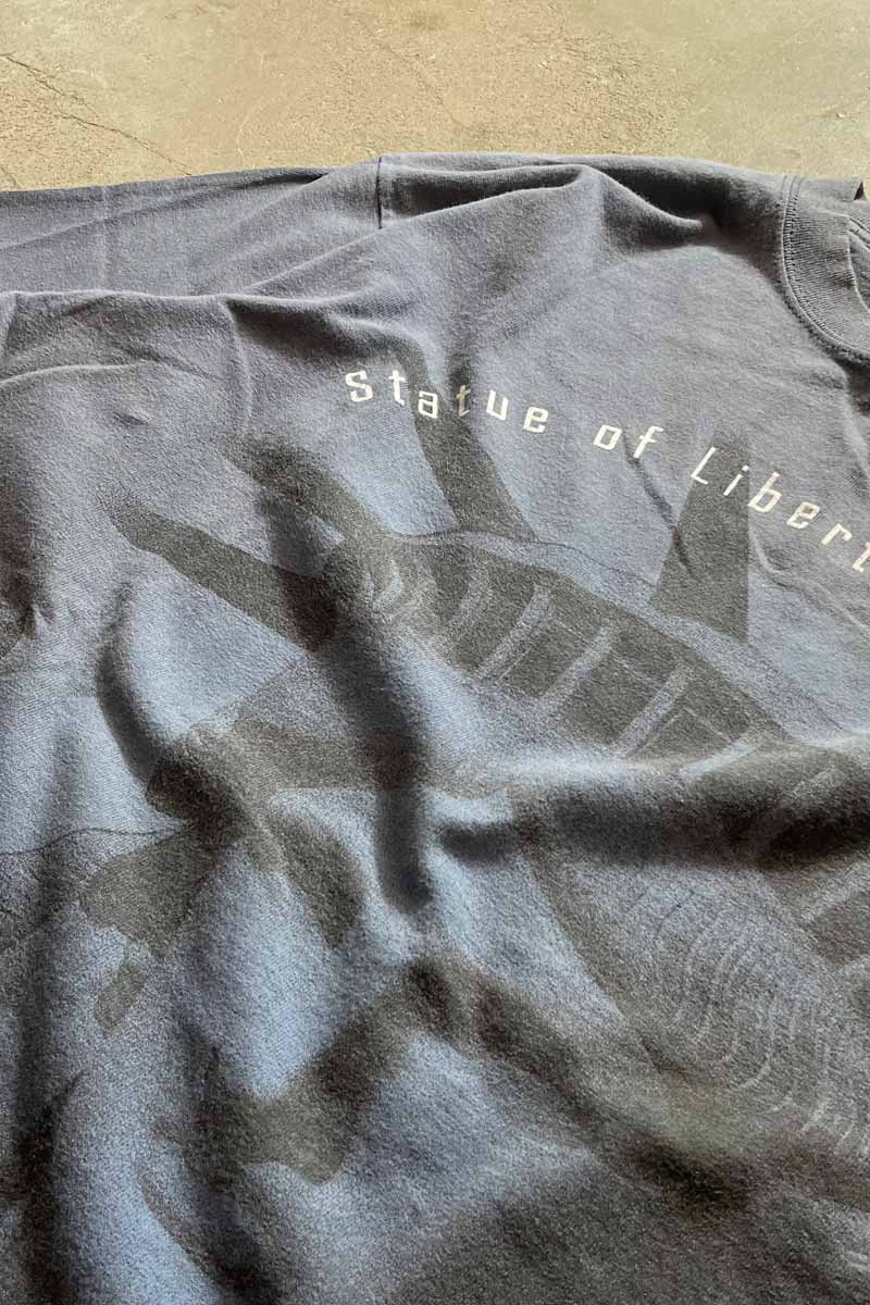 MADE IN USA 90'S S/S STATUE OF LIBERTY NY PRINT T-SHIRT / CHARCOAL BLUE [SIZE: L USED]