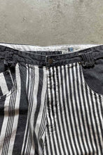 画像をギャラリービューアに読み込む, STRIPE DENIM SHORT PANTS / GRAY [SIZE: 36 USED]
