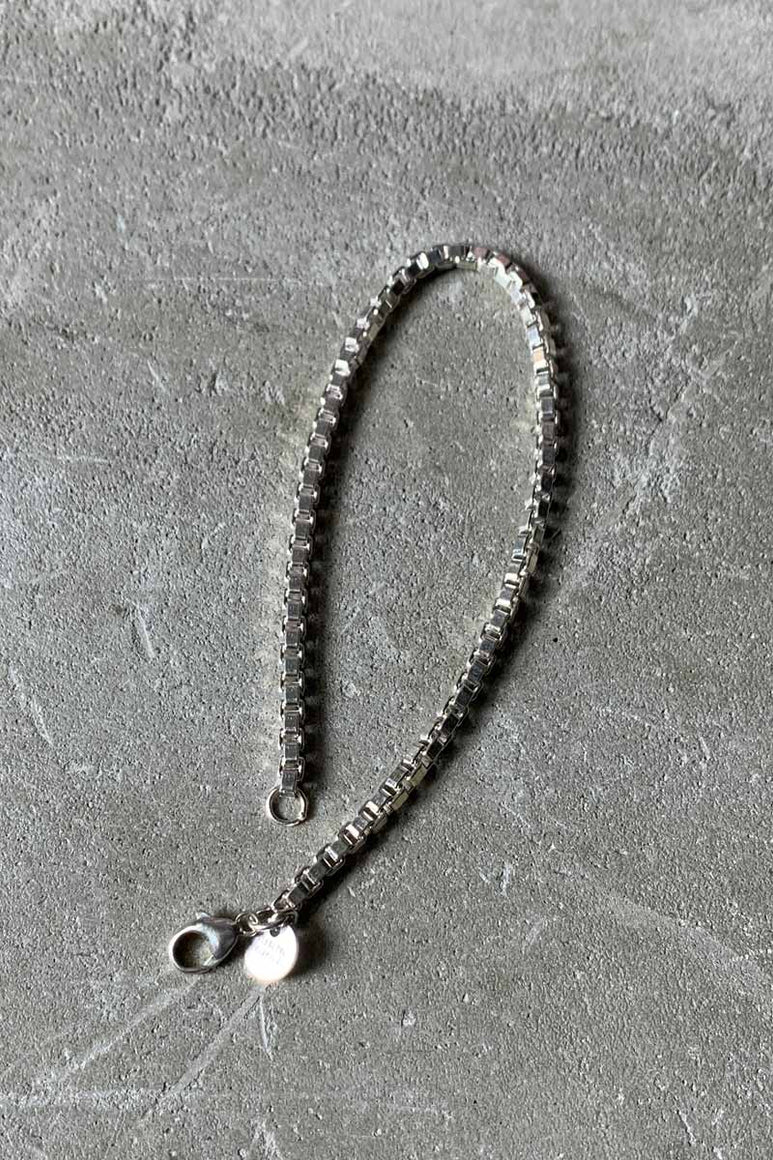 925 SILVER VENETIAN LINK CHAIN BRACELET [SIZE: ONE SIZE USED]