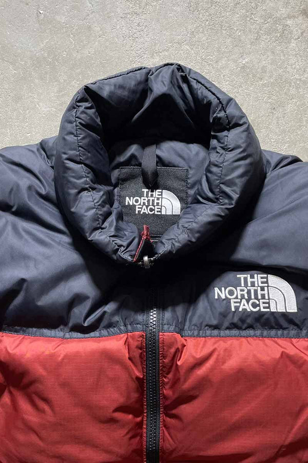 21'S 700FILL NUPTSE DOWN JACKET USA Model / RED [ SIZE: M USED]