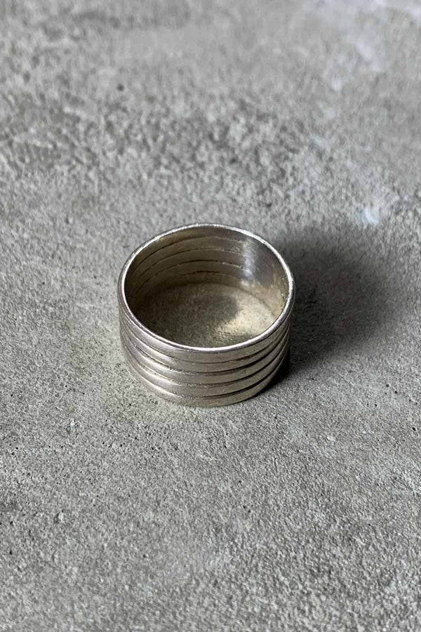 925 SILVER RING [SIZE: US 8.5 equivalent USED]
