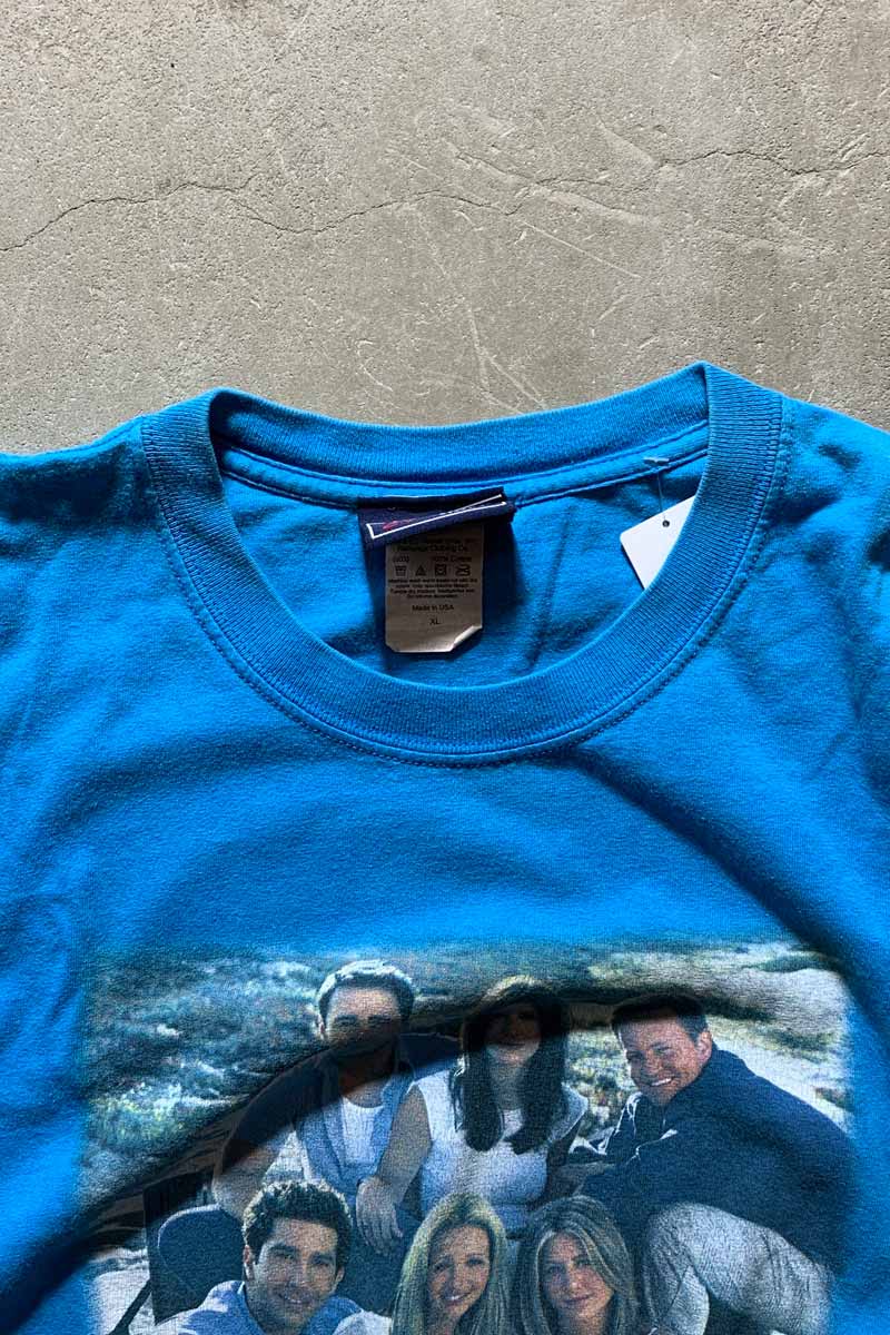 MADE IN USA 90'S FRIENDS PRINT MOVIE T-SHIRT/ BLUE [SIZE: XL USED]