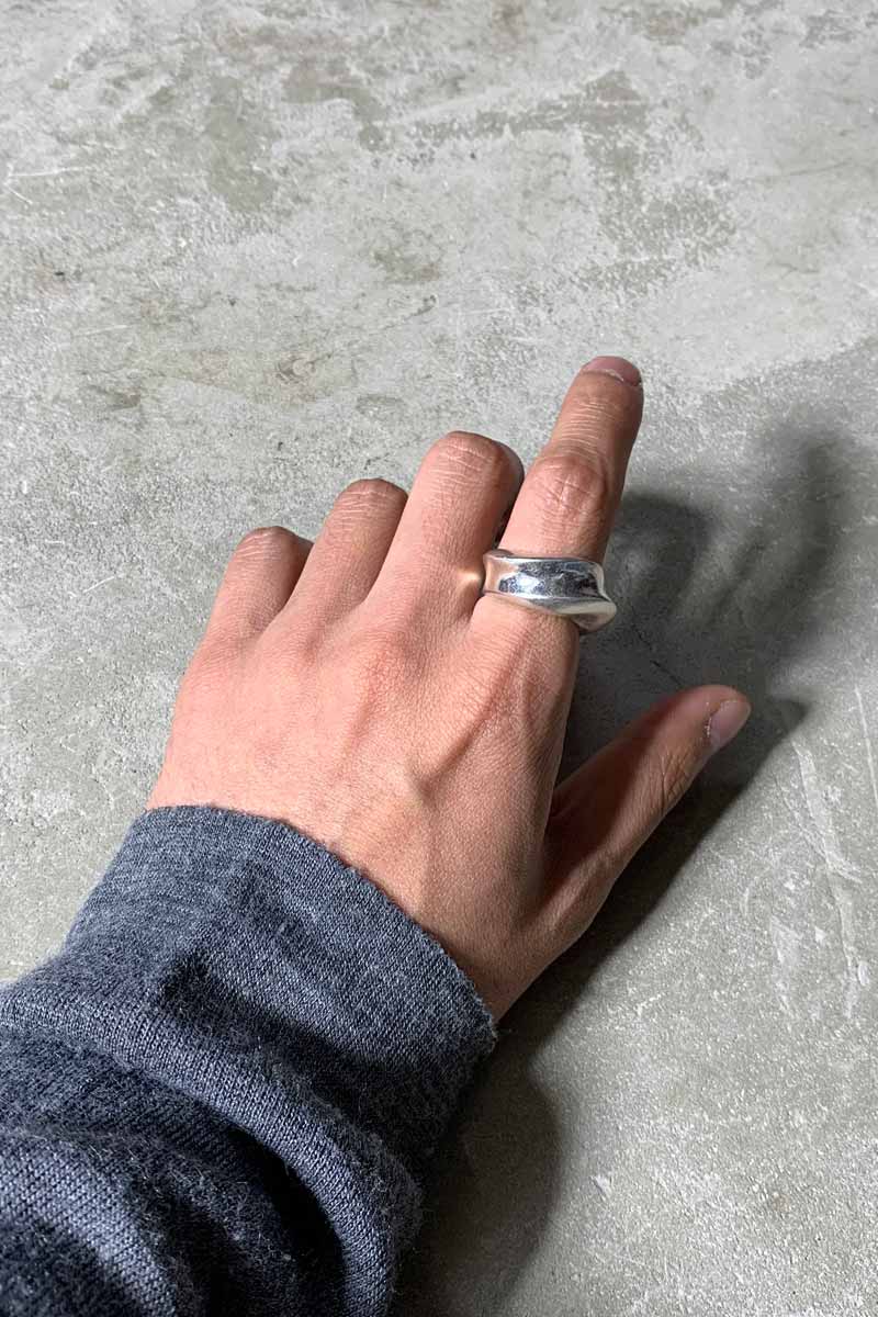 MADE IN ITALY 925 SILVER RING [SIZE: Approx. US 7 USED]