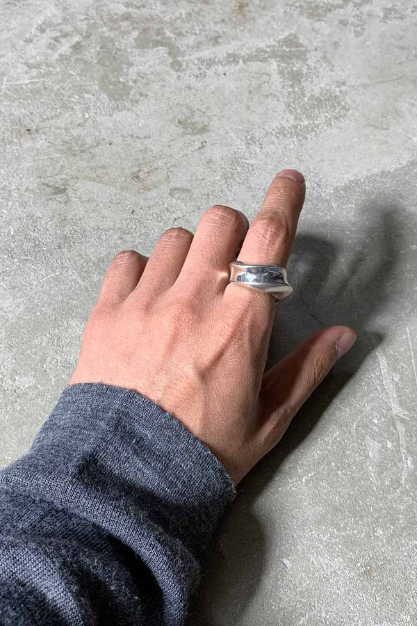 MADE IN ITALY 925 SILVER RING [SIZE: Approx. US 7 USED]
