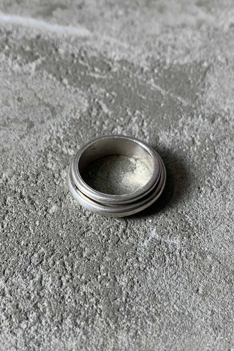 925 SILVER RING [SIZE: 9号相当 USED]