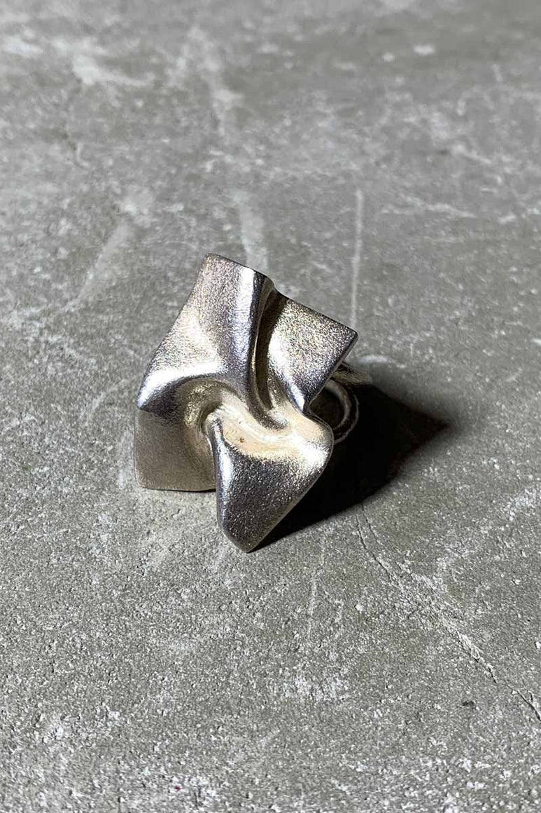 925 SILVER RING [SIZE: 13号相当 USED]