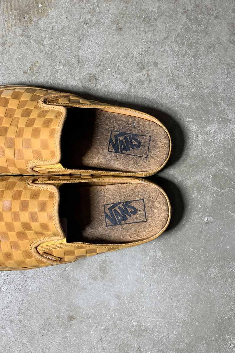 LEATHER CHECKER FLAG SLIP-ON / BEIGE [SIZE: US9 (27cm相当) USED]