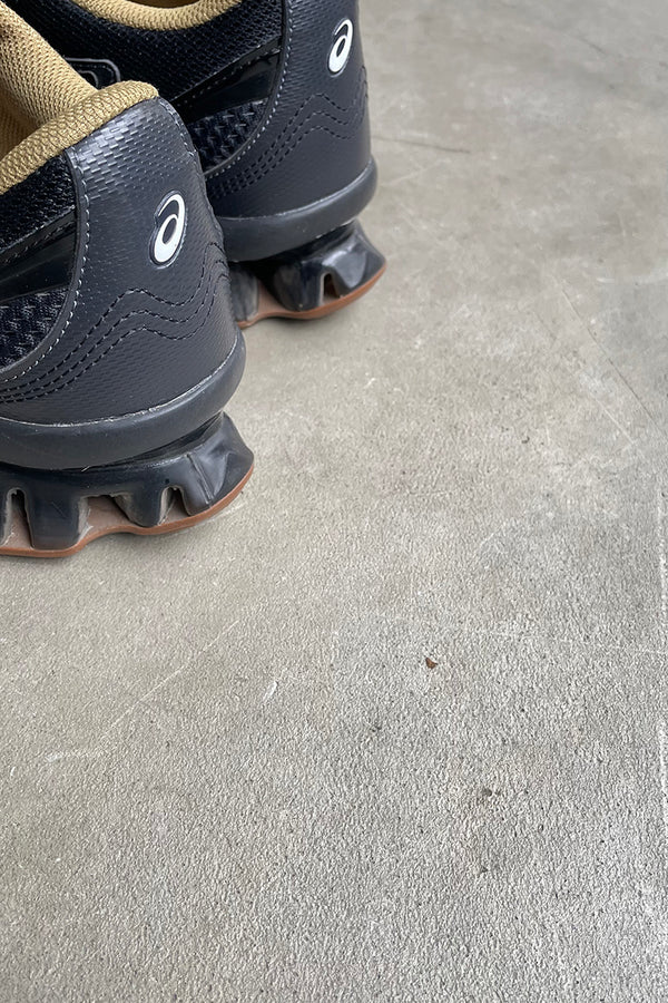 GEL-QUANTUM ZIENTZIA / BLACK [SIZE US9.5 (27.5cm) USED]