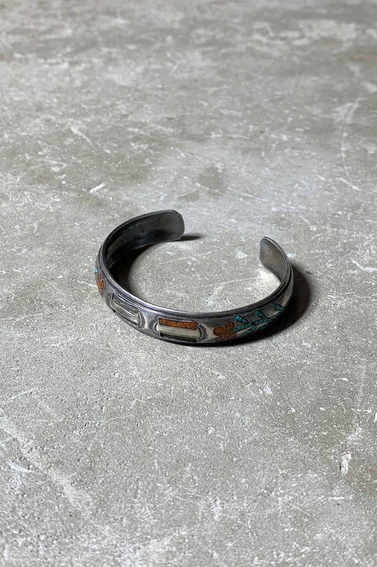 SILVER BANGLE W/STONE [SIZE: ONE SIZE USED]