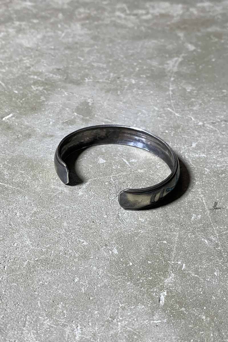 SILVER BANGLE W/STONE [SIZE: ONE SIZE USED]