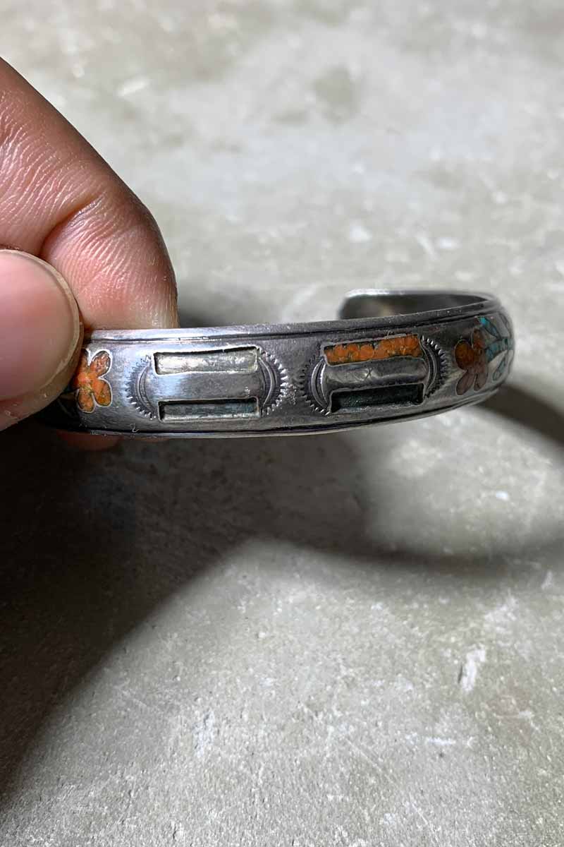SILVER BANGLE W/STONE [SIZE: ONE SIZE USED]