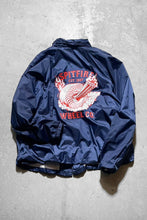 画像をギャラリービューアに読み込む, BACK LOGO NYLON COACH JACKET  / NAVY	[SIZE: XL USED]
