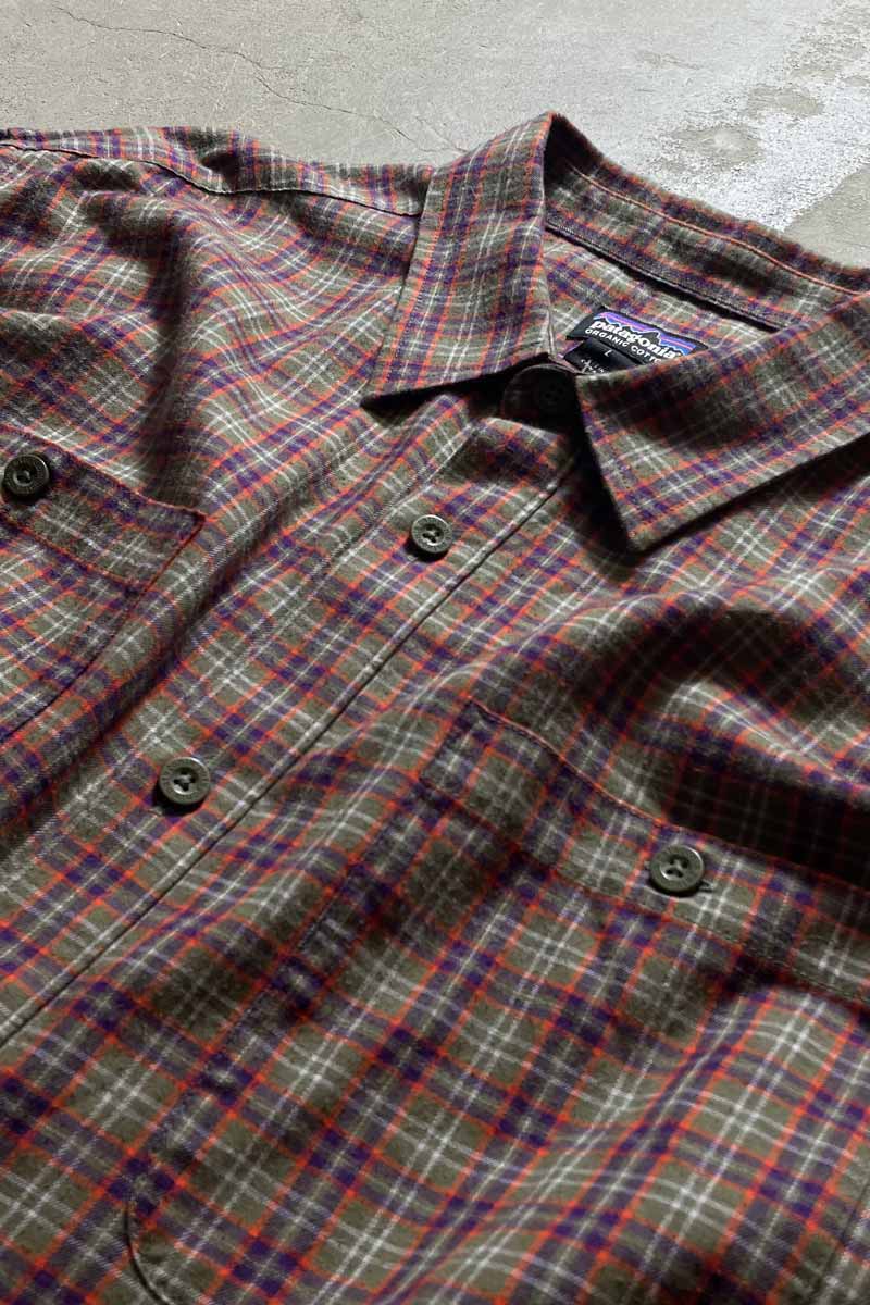 L/S CHECK ORGANIC COTTON SHIRT / KHAKI [SIZE: L USED]