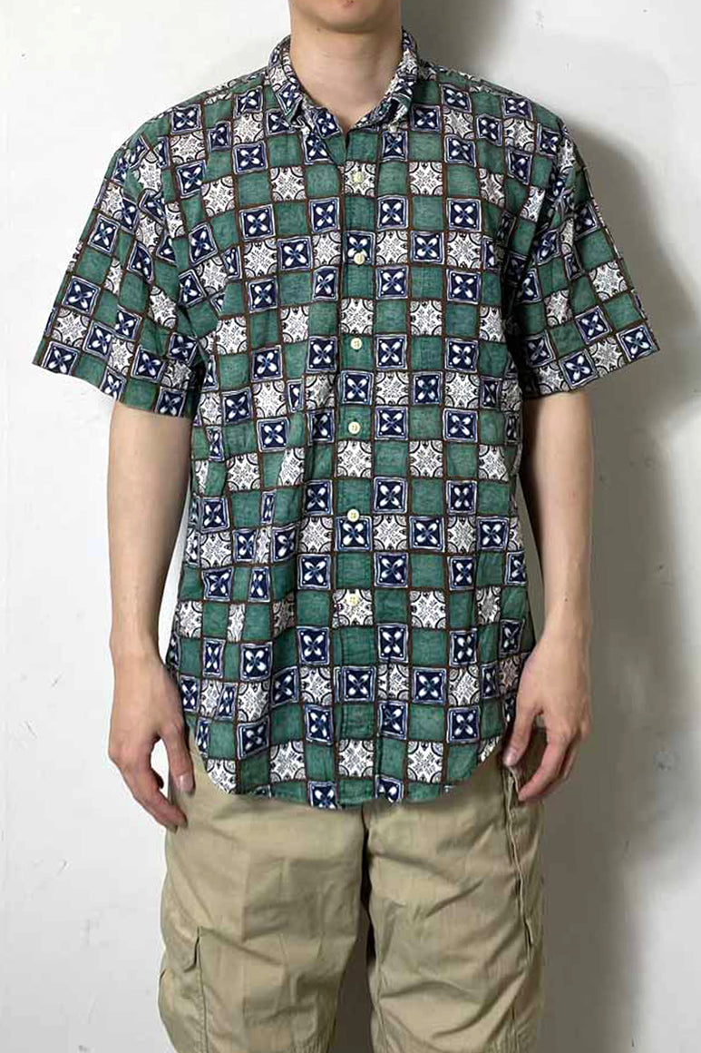 90'S S/S DESIGN B.D COTTON ART SHIRT / GREEN [SIZE: M USED]