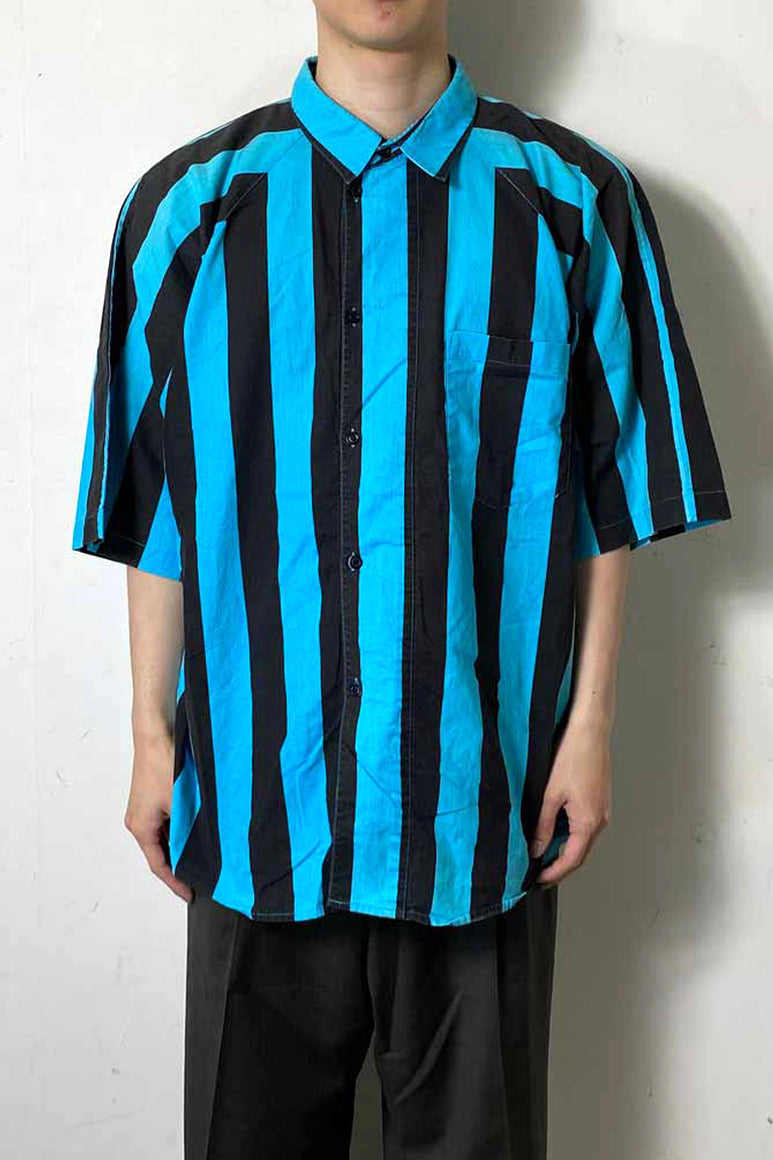 90'S S/S STRIPE DESIGN SHIRT / LIGHT BLUE / BLACK [SIZE: XL USED]
