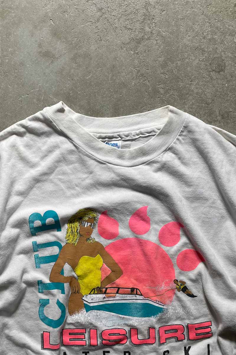 MADE IN USA 80'S CLUB LEISURE LOGO T-SHIRT / WHITE [SIZE: L USED]
