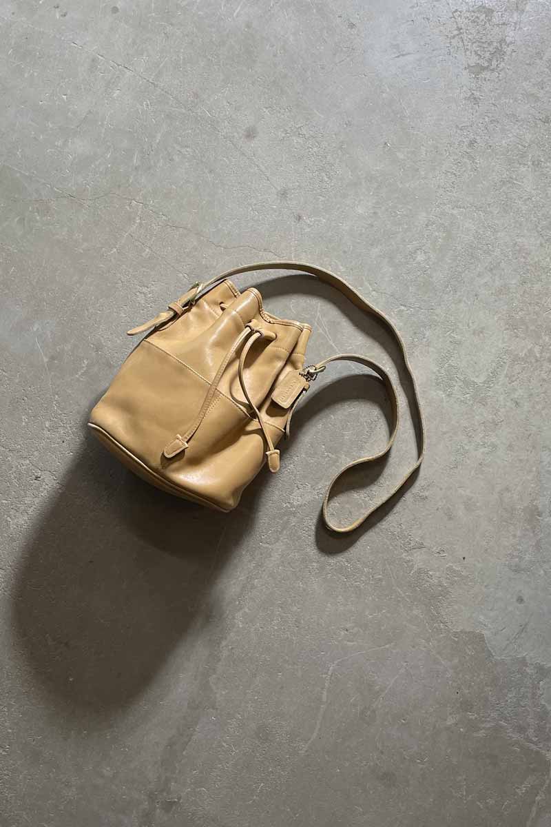 MADE IN USA 90'S MEDIUM LEATHER SHOULDER BAG / CAMEL [SIZE: ONE SIZE USED]