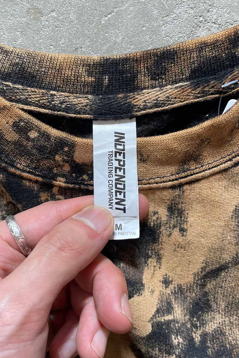 LOGO PRINT BLEACHED SWEATSHIRT / BLACK [SIZE: M USED]