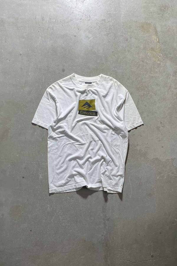 90'S LOGO PRINT T-SHIRT / WHITE [SIZE: L USED]