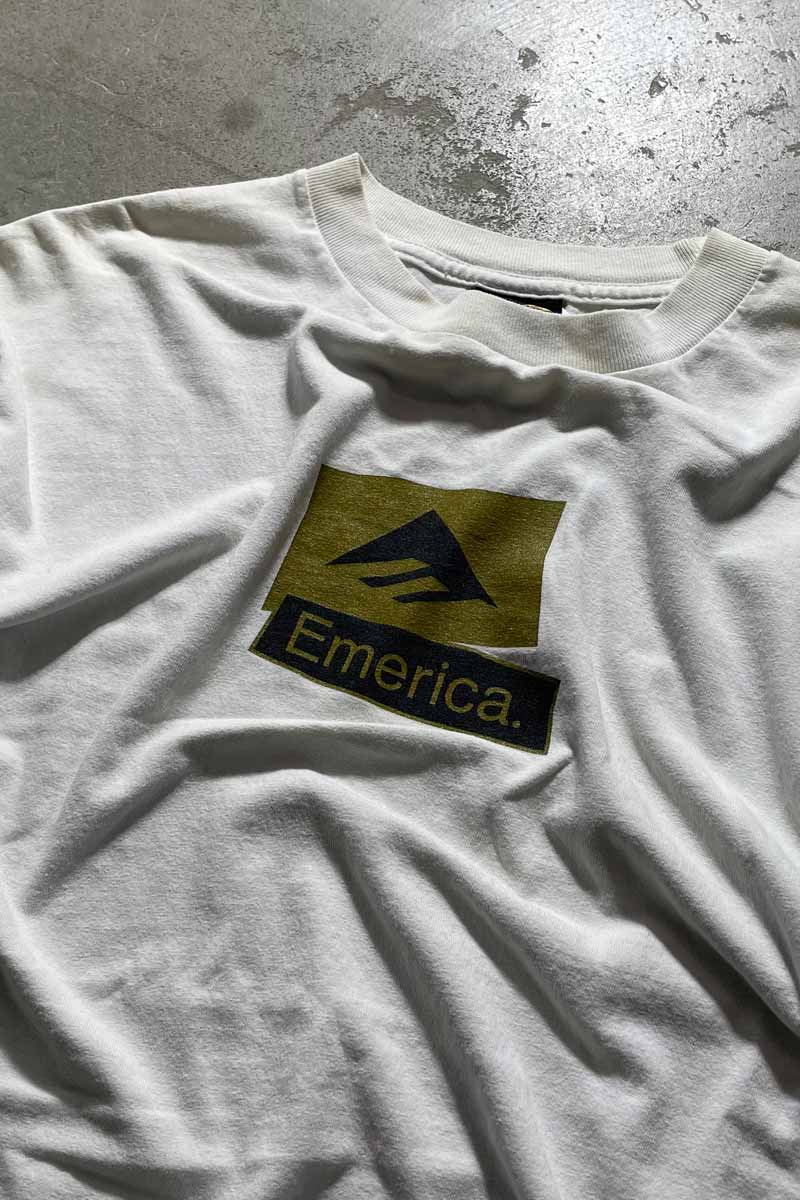 90'S LOGO PRINT T-SHIRT / WHITE [SIZE: L USED]