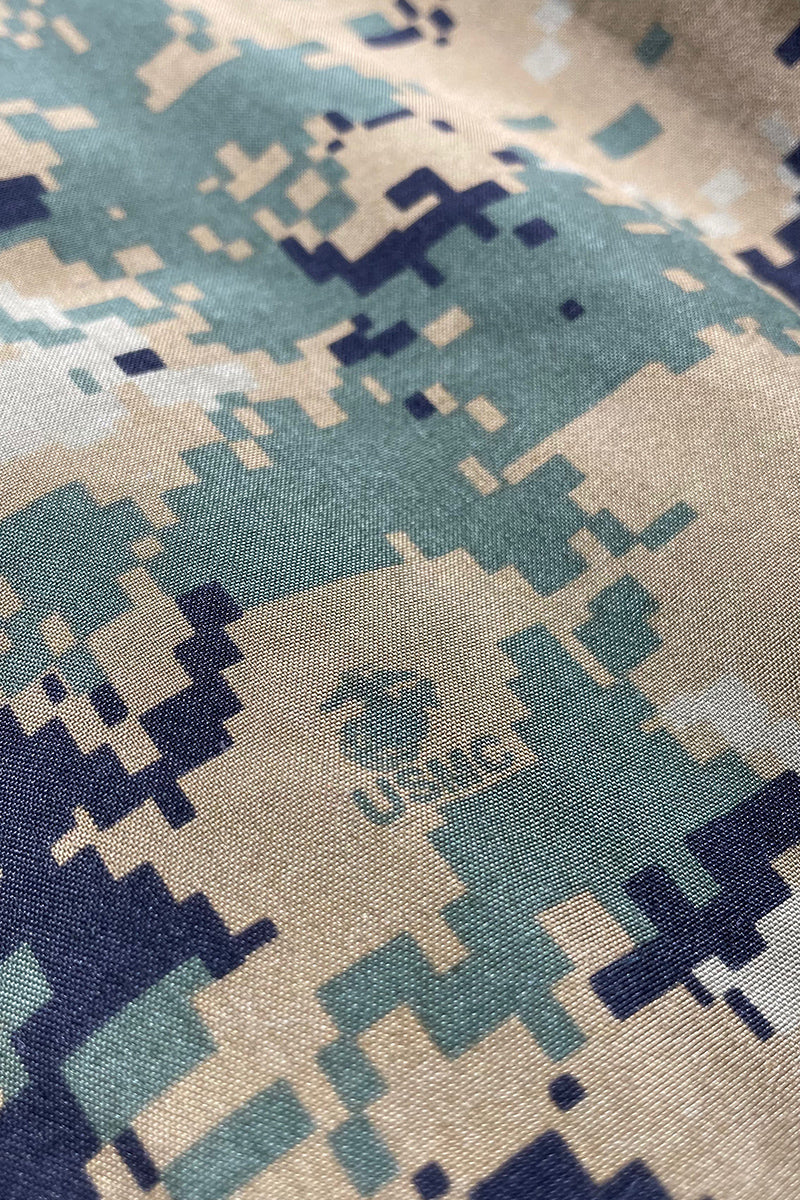 04'S USMC MARPAT DIGITAL CAMO GORE-TEX JACKET / CAMO [SIZE: L USED]