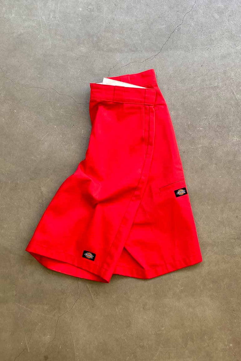 LOOSE FIT SHORT PANTS / RED [SIZE: W30 USED]