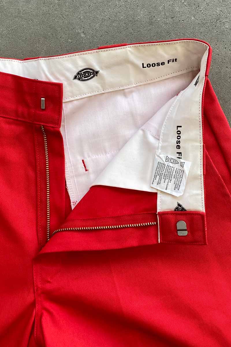 LOOSE FIT SHORT PANTS / RED [SIZE: W30 USED]