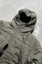 画像をギャラリービューアに読み込む, Y2K EARLY 00&#39;S NYLON HOODIE PUFF JACKET / KHAKI [SIZE: L DEADSTOCK/NOS]
