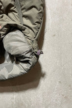 画像をギャラリービューアに読み込む, Y2K EARLY 00&#39;S NYLON HOODIE PUFF JACKET / KHAKI [SIZE: L DEADSTOCK/NOS]
