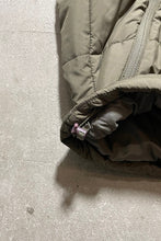 画像をギャラリービューアに読み込む, Y2K EARLY 00&#39;S NYLON HOODIE PUFF JACKET / KHAKI [SIZE: L DEADSTOCK/NOS]

