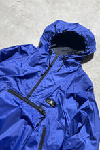 画像をギャラリービューアに読み込む, 90&#39;S PULLOVER NYLON JACKET / BLUE [SIZE: M USED]
