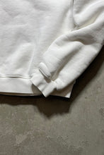 画像をギャラリービューアに読み込む, LOGO SWEATSHIRT / WHITE [SIZE: XS USED]
